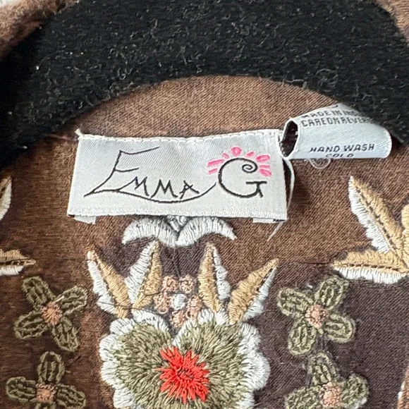 Brown Embroidered Button-Up Shirt western boho - Picture 2 of 9